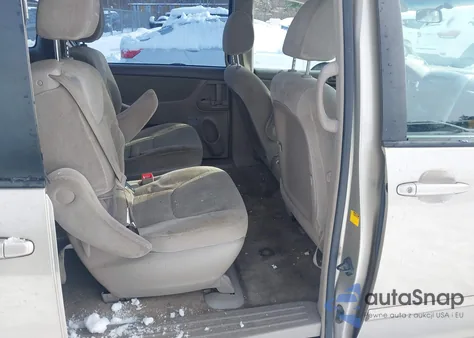 2010 Toyota Sienna Ce from USA, damaged, VIN 5TDKK4CC0AS337900